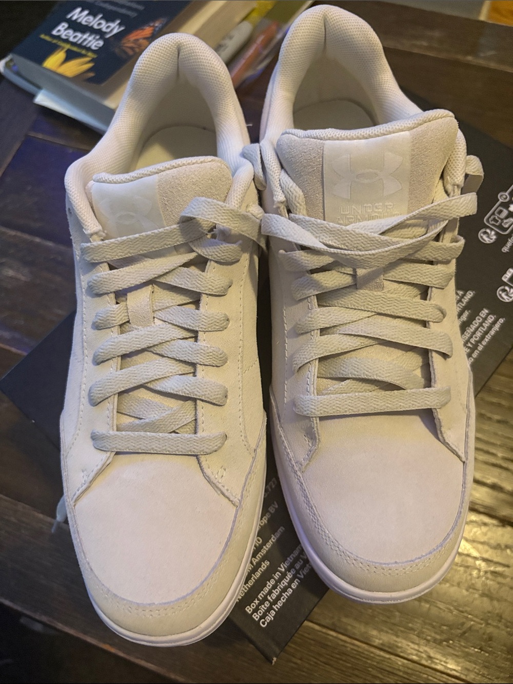 Under Armour woman’s suede  Casual Sneakers in Light Beige